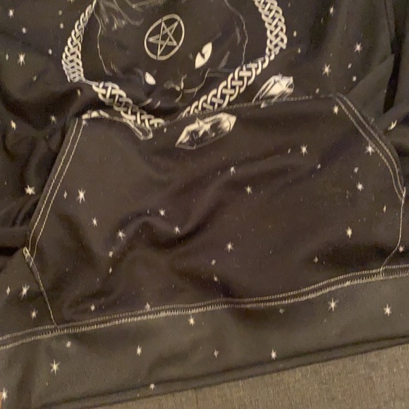 Black - Picture 3 of 3